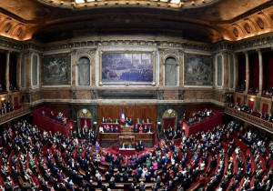 Garantiza Francia el derecho al aborto en su Constitución