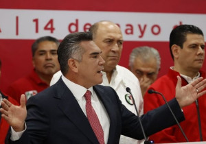 Condiciona Alejandro Moreno del PRI su renuncia a declinación de Máynez por Xóchitl
