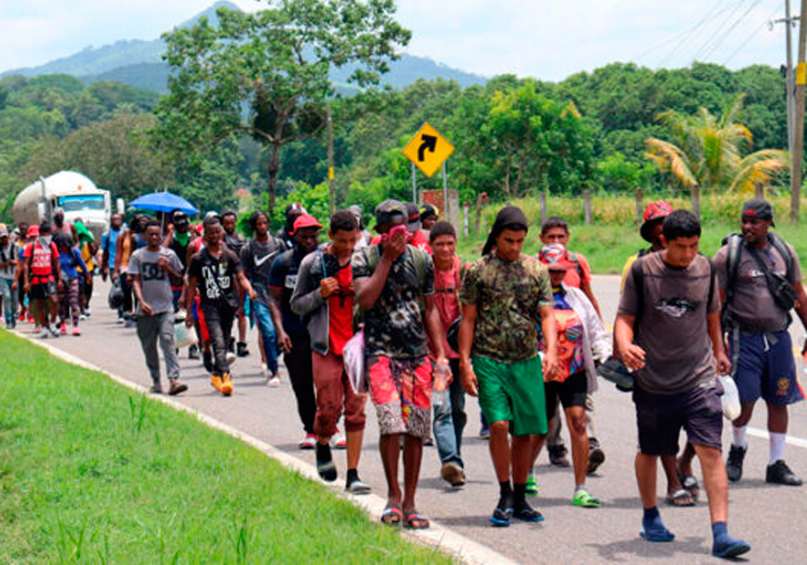 Dispersan tercera caravana migrante en Tapachula