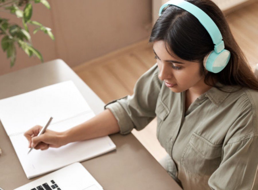 Panorama de la educación actual: las perspectivas de Purser y Bardera