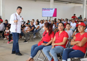 Zoquitlán y Coxcatlán dan la bienvenida a Eduardo Rivera