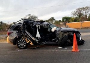 Candidato de Morena a gubernatura de Yucatán sufre accidente