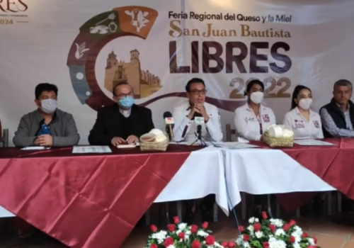 Renace la Feria Regional del Queso y la Miel en Libres