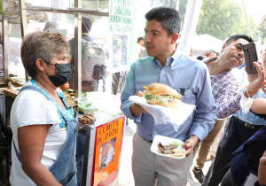 Inauguró alcalde de Puebla el Festival de la Cemita 2022