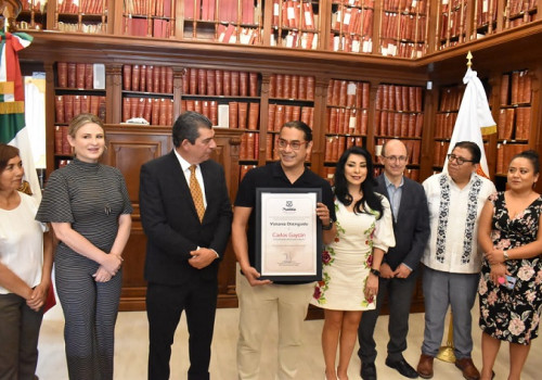 Puebla reconoce al chef Carlos Gaytán como &#039;Visitante Distinguido&#039; 