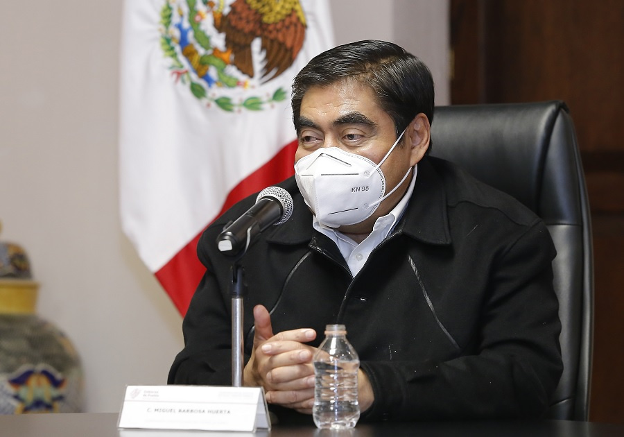 El gobernador de Puebla.