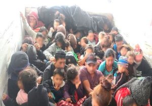 Rescatan a migrantes en vía Monterrey-Reynosa