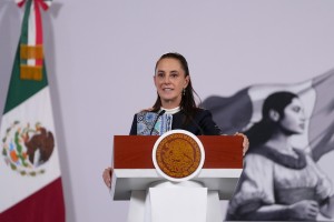 Claudia Sheinbaum destaca récord en turismo con 67.7 millones de viajeros internacionales, 32.7 millones de turistas y derrama económica de 24 mil 152 MDD