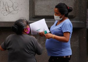 Mujeres despedidas por embarazo deben ser reinstaladas: Corte