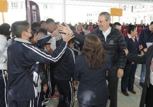 Fortalece Chedraui espacios educativos en la capital poblana