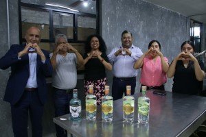 Bajo la marca Puebla Cinco de Mayo mezcal artesanal Chicotona llegará a Nueva York