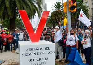 Conmemoran con antimonumento 50 años de &quot;El Halconazo&quot;