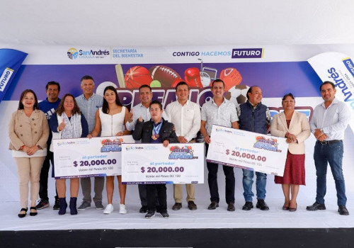 Entrega Mundo Tlatehui Premio Municipal del Deporte a atletas destacados de San Andrés Cholula   