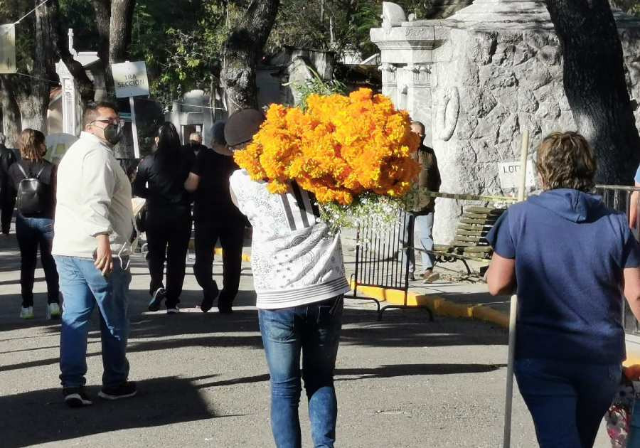 Apertura total de cementerios para temporada de muertos en Puebla capital