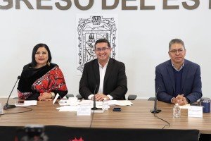 Congreso acompaña a comunidad migrante con acciones concretas: Araceli Celestino