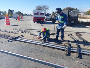 Repara Infraestructura juntas de unión en puentes del Periférico Ecológico