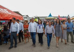 Inaugura Edmundo Tlatehui edición 28 de la Feria del Nopal  