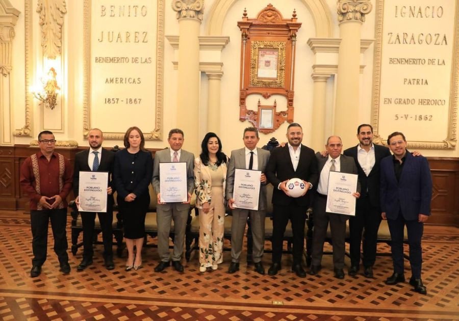 Reconoce Ayuntamiento de Puebla como “Poblanos Distinguidos” a los Trujillo