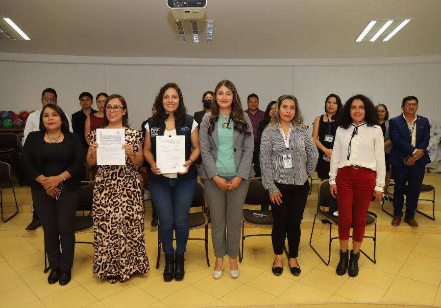 Firma convenio DIF de San Andrés Cholula con Escuela Libre de Psicología