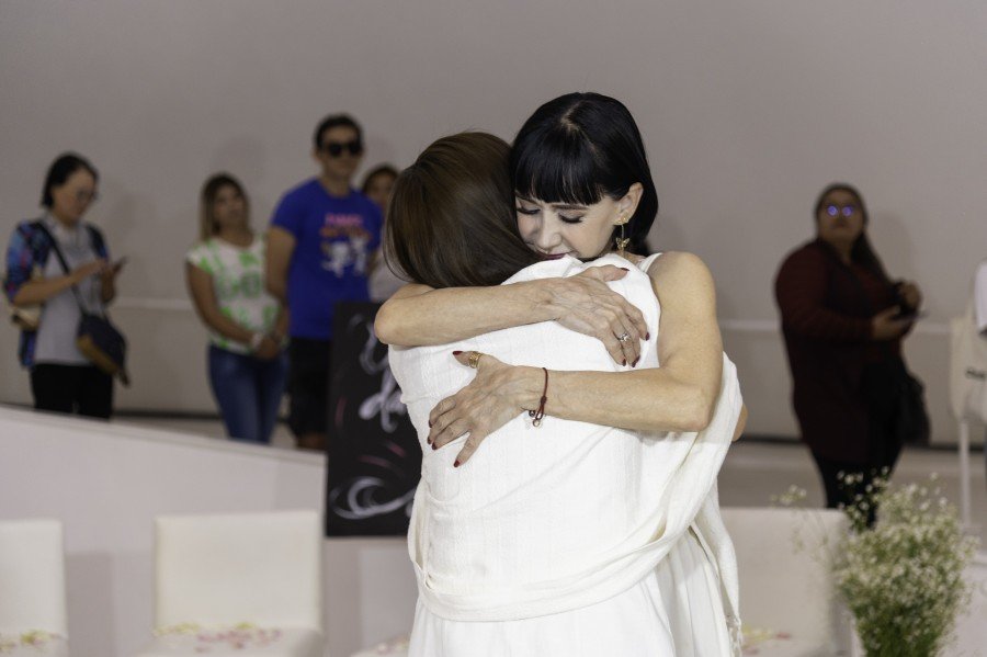 Susana Zabaleta vuelve con sus abrazos al encuentro con el otro