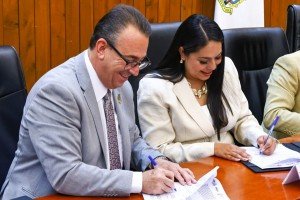 Fortalece Tonantzin Fernández vínculos comerciales y turísticos para San Pedro Cholula