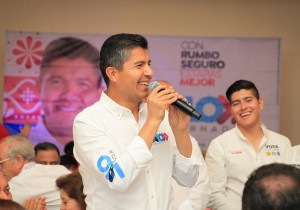 Aspirantes a la Presidencia Municipal de San Pedro Cholula se suman a Eduardo Rivera