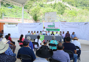 Inicia CEASPUE construcción de 57 baños ecológicos en Tlaxco