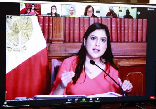 Llama Congreso a Claudia Rivera a comparecer; ve corrupción