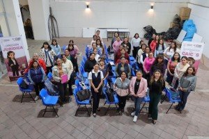 Fortalece SMDIF capacitación de maestras de CAIC´S