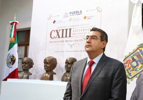Preside Sergio Salomón ceremonia por inicio de la Revolución Mexicana en Puebla