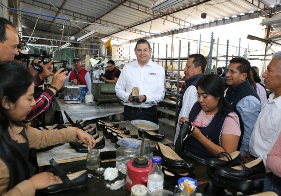 Armenta y el humanismo de Sheinbaum en Puebla