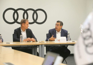 Reafirma Sergio Salomón trabajo con Audi para proyectos de electromovilidad