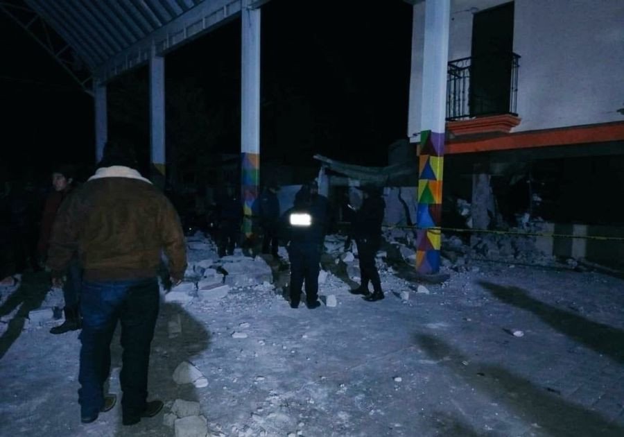 Explota bodega con pirotecnia en Tepeyahualco; hay 10 heridos