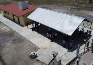 Rescatan techo de obra inconclusa para CAM de Atoyatempan
