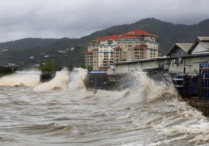 Huracán Beryl devasta el Caribe y amenaza a Jamaica e Islas Caimán