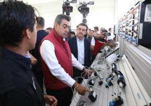 El gobernador Sergio Salomón inaugura Nueva Unidad del ICATEP