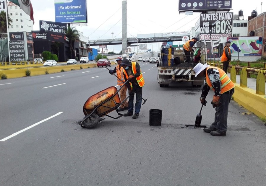 Trabajos en la Vía Atlixcáyotl 