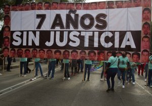 Marcha de Los 43, por la verdad y la justicia, desde la lente de Octavio Nava