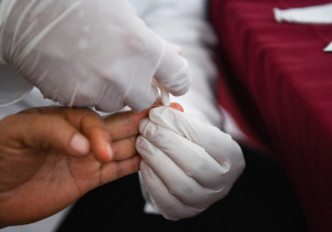 Realiza Salud detección del VIH con pruebas rápidas