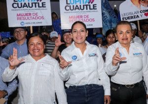 Asiste Lupita Cuautle a cierre de campaña en San Francisco Acatepec