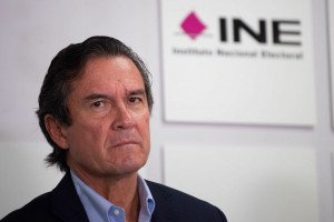 Edmundo Jacobo, secretario ejecutivo del INE, es cesado al cobrar vigencia Plan B