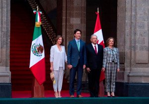 AMLO recibe a Trudeau en Palacio Nacional para iniciar reunión bilateral