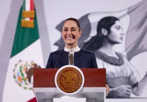 Claudia Sheinbaum firma decreto para proteger a la industria textil nacional y fortalecer el desarrollo económico