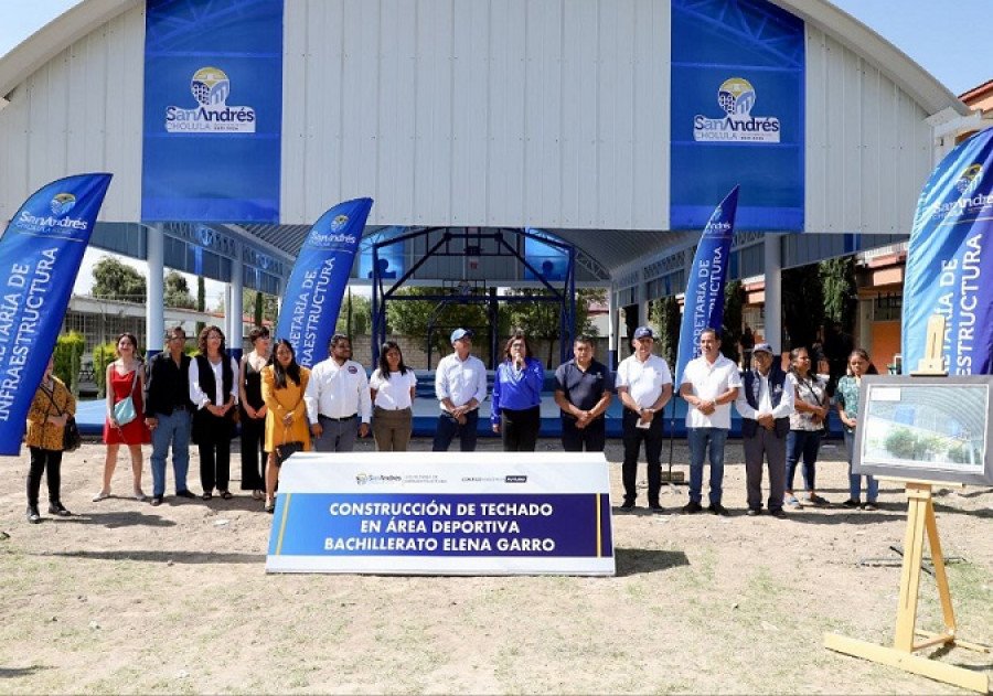 Entrega Mundo Tlatehui techado en el Bachillerato Elena Garro en Concepción La Cruz