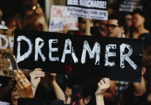 DACA: 12 Años de Beneficios y Desafíos para los 'Dreamers'