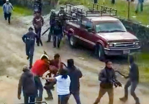 Lamentan enfrentamiento con 14 muertos en el Estado de México