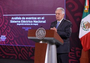 Sistema eléctrico nacional nunca ha estado en riesgo, afirma Manuel Bartlett