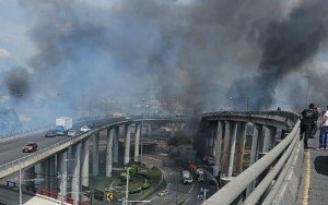 Explosión de pipa en Iztapalapa deja tres muertos y varios heridos: Sheinbaum