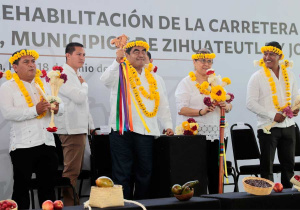 Inaugura MBH Carretera La Unión- Patla- Chicontla; acredita el desarrollo equitativo de Puebla