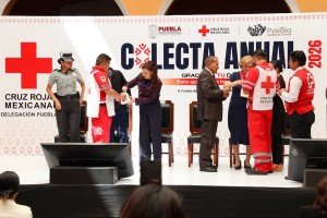 Preside Marie Elise Budib arranque de la colecta anual de la Cruz Roja Mexicana, delegación Puebla